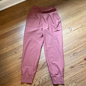 Old navy active joggers (med)